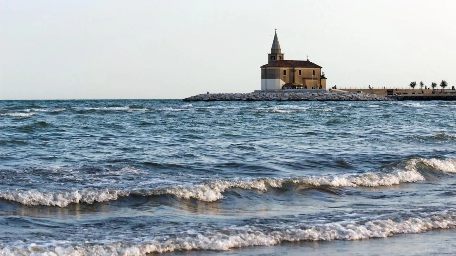 Apartment Flat Only 50M From The Beach In Caorle